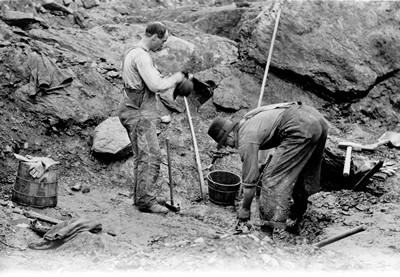 Workers at Penniac Gold Mines near Star Lake, c. 1910 - Manitoba Archives